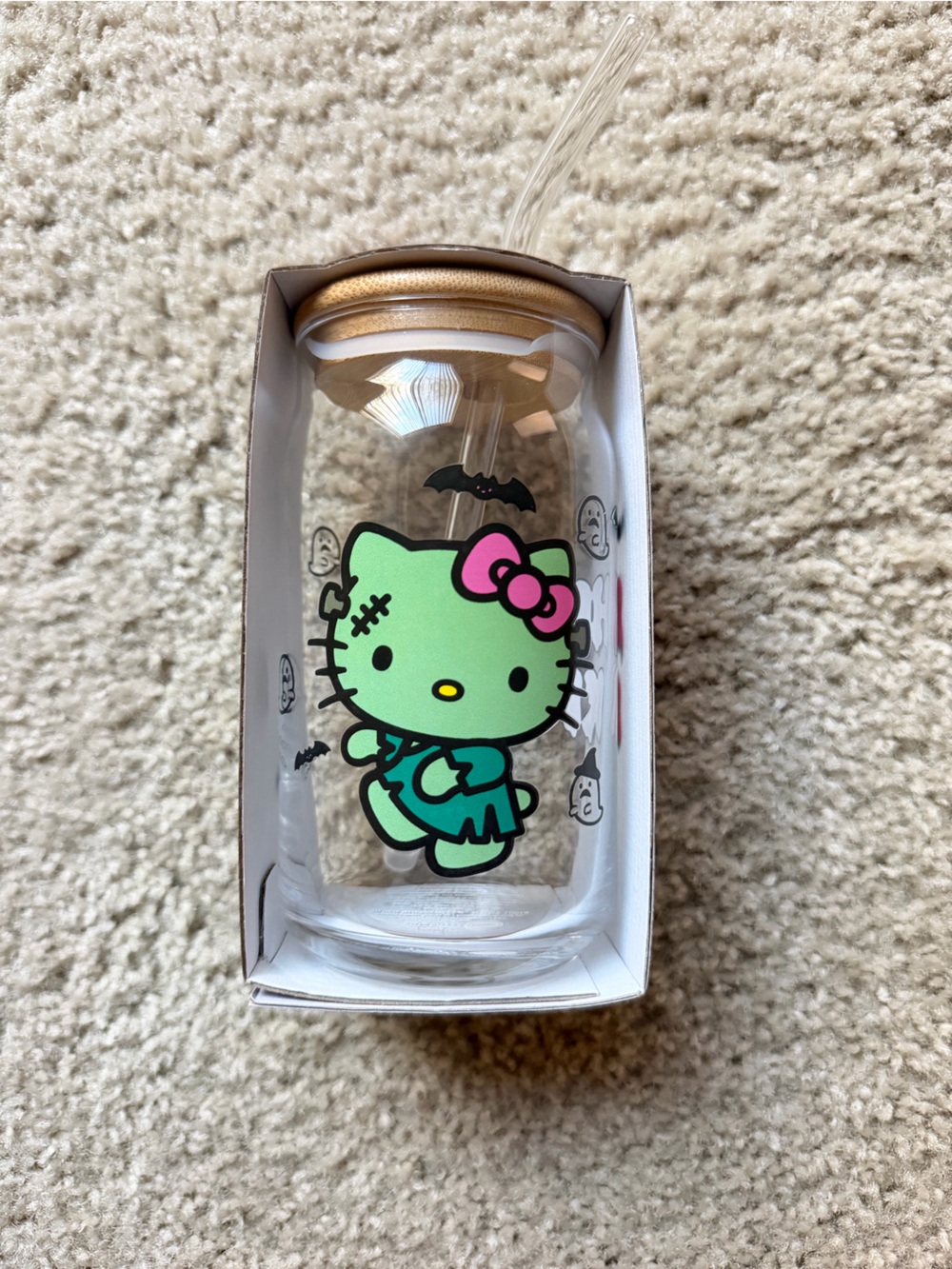 Green Hello Kitty Glass Water Bottle with Pink Bow